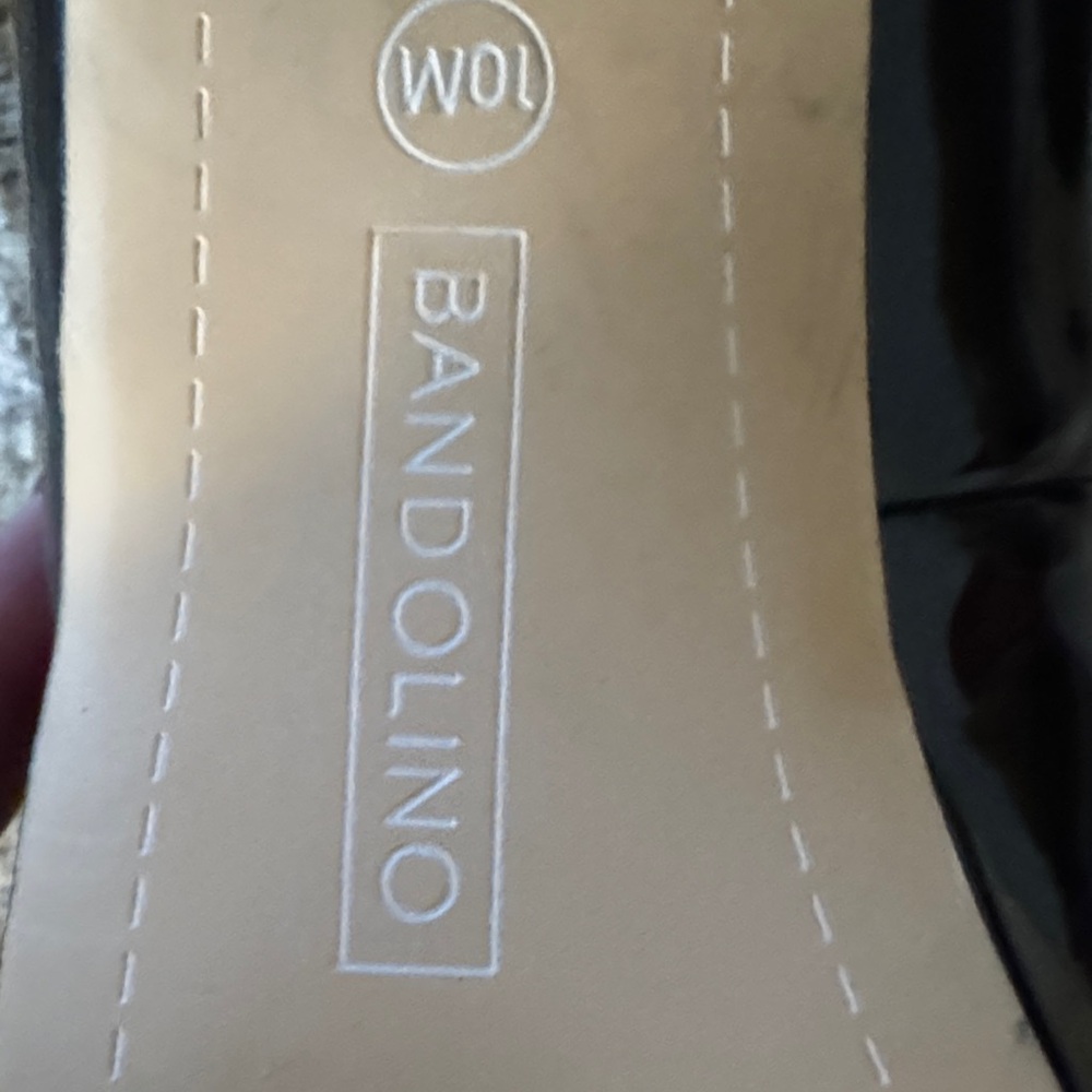 Bandolino Black Patent Pumps – Size 10M - Picture 5 of 5